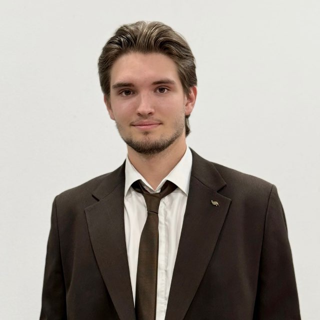 Роман Батаргин